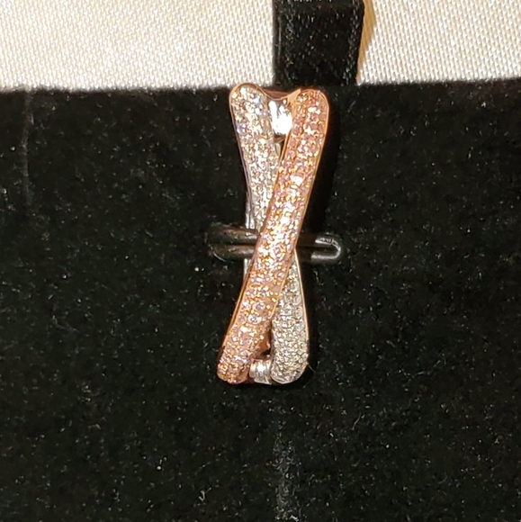 COPY - GORGEOUS 18KT GOLD NATURAL PINK DIAMOND EARRINGS - Picture 5 of 11